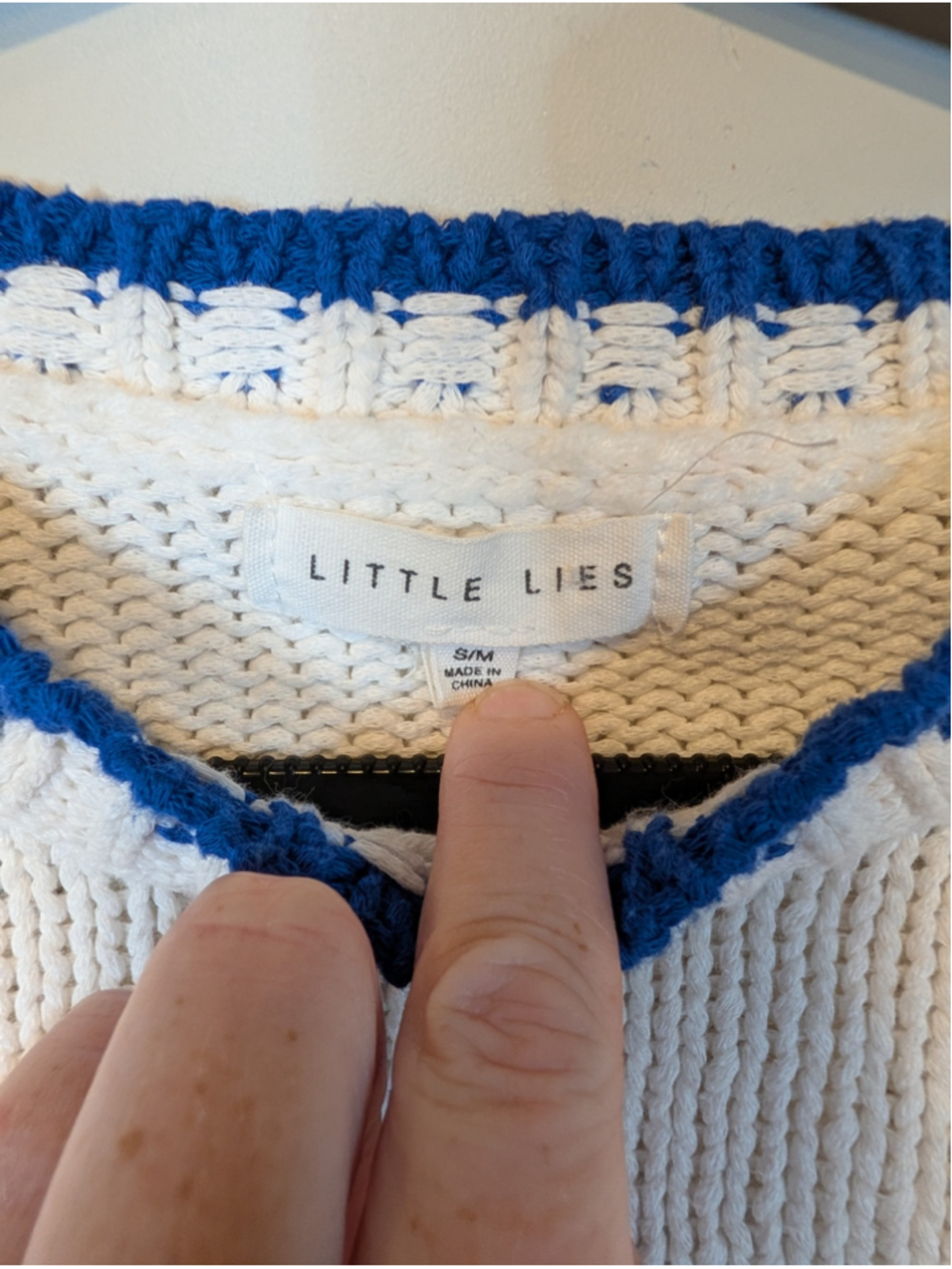 Little Lies Gone Fishing Cotton Knit Sweater White Green Blue Coastal Size S/M - Picture 2 of 6